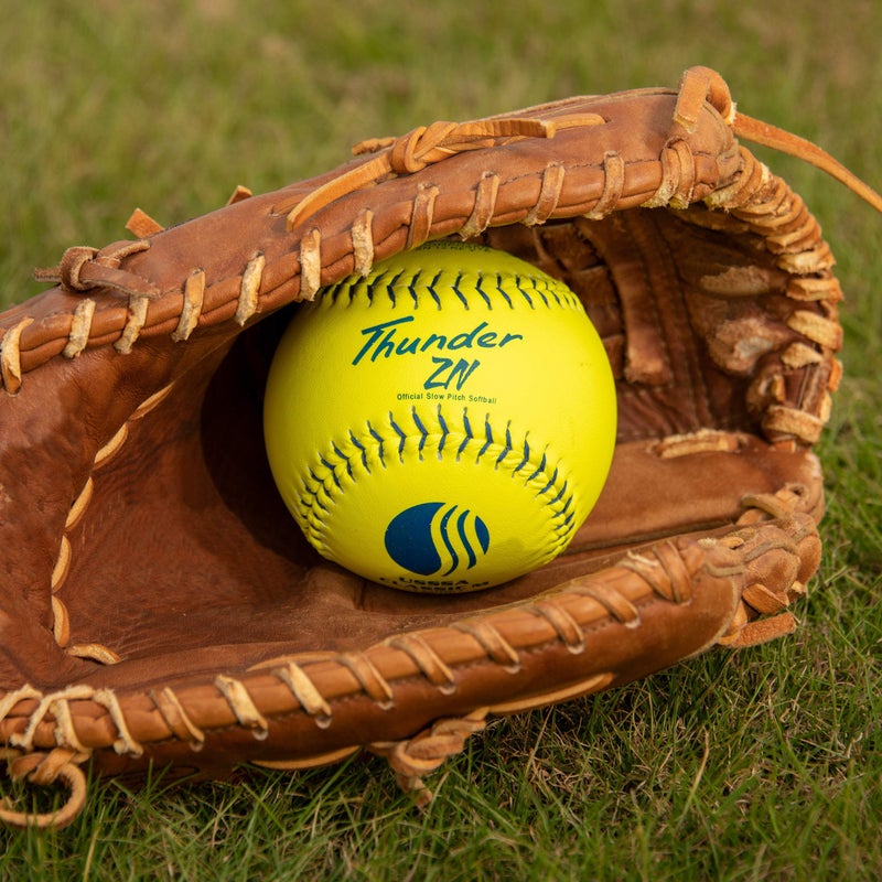 DUDLEY 12"" USSSA Thunder ZN Slowpitch Classic M Stamp Softball - 12 pack - Image 2